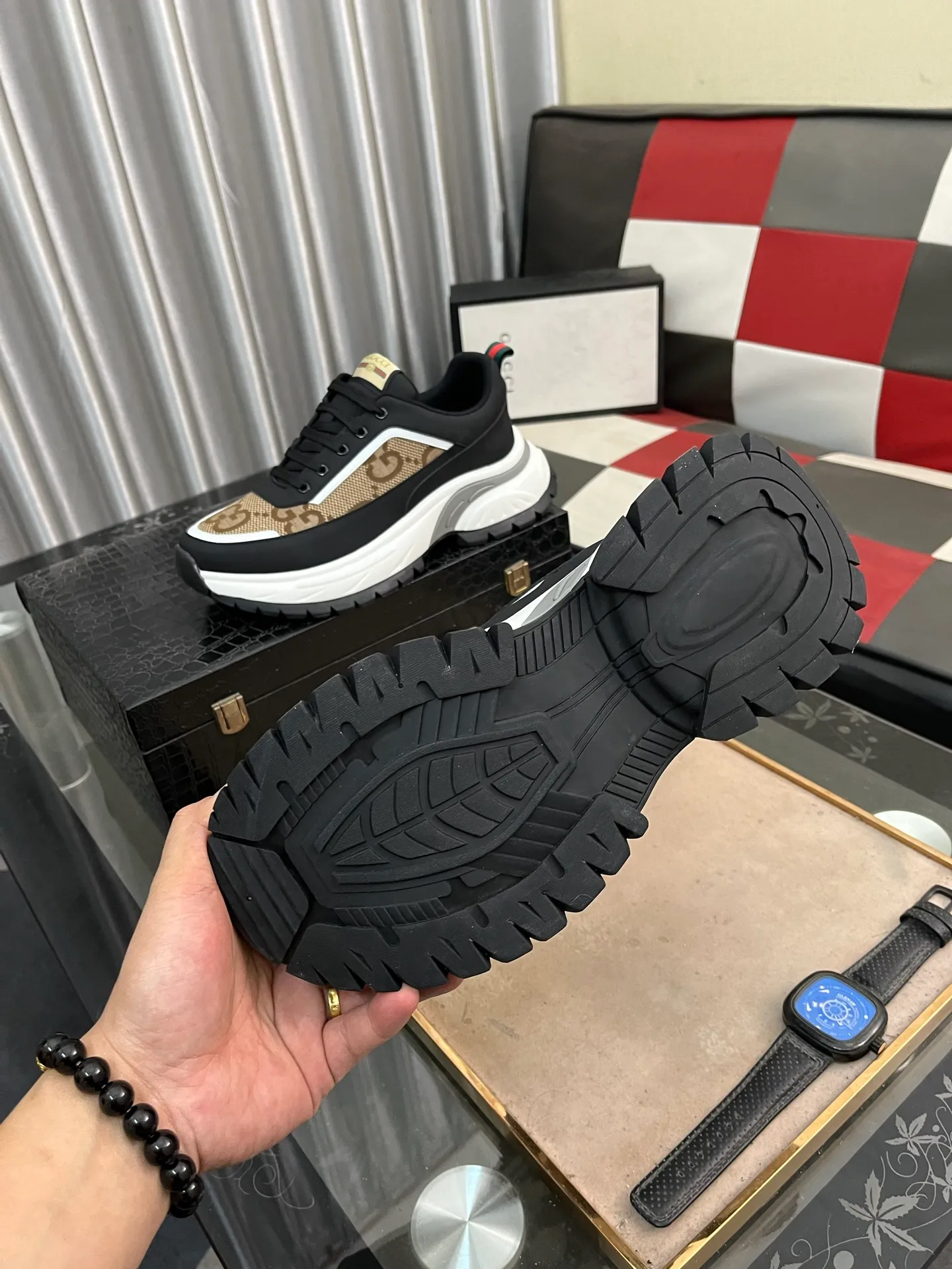 Men's Men's Shoes💰458⌚️⌚️[GUCCI] Gucci men's casual shoes are absolutely popular🔥The ultimate matching item for trendy men! The charm of super texture is irresistible, the main recommendation, the flower leather color is bright! The upper is made of high-quality cowhide with branded fabrics, pigskin lining for the feet, and wear-resistant rubber sole, which is noble and elegant! Extremely comfortable🎁🎁You can be as handsome as you want💪 38-443️⃣colors available